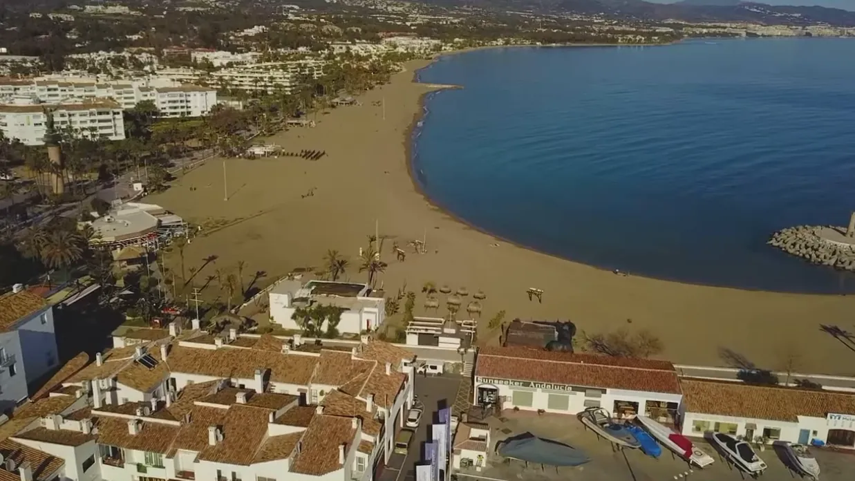 The beach beside Puerto Banús, Marbella, from the air